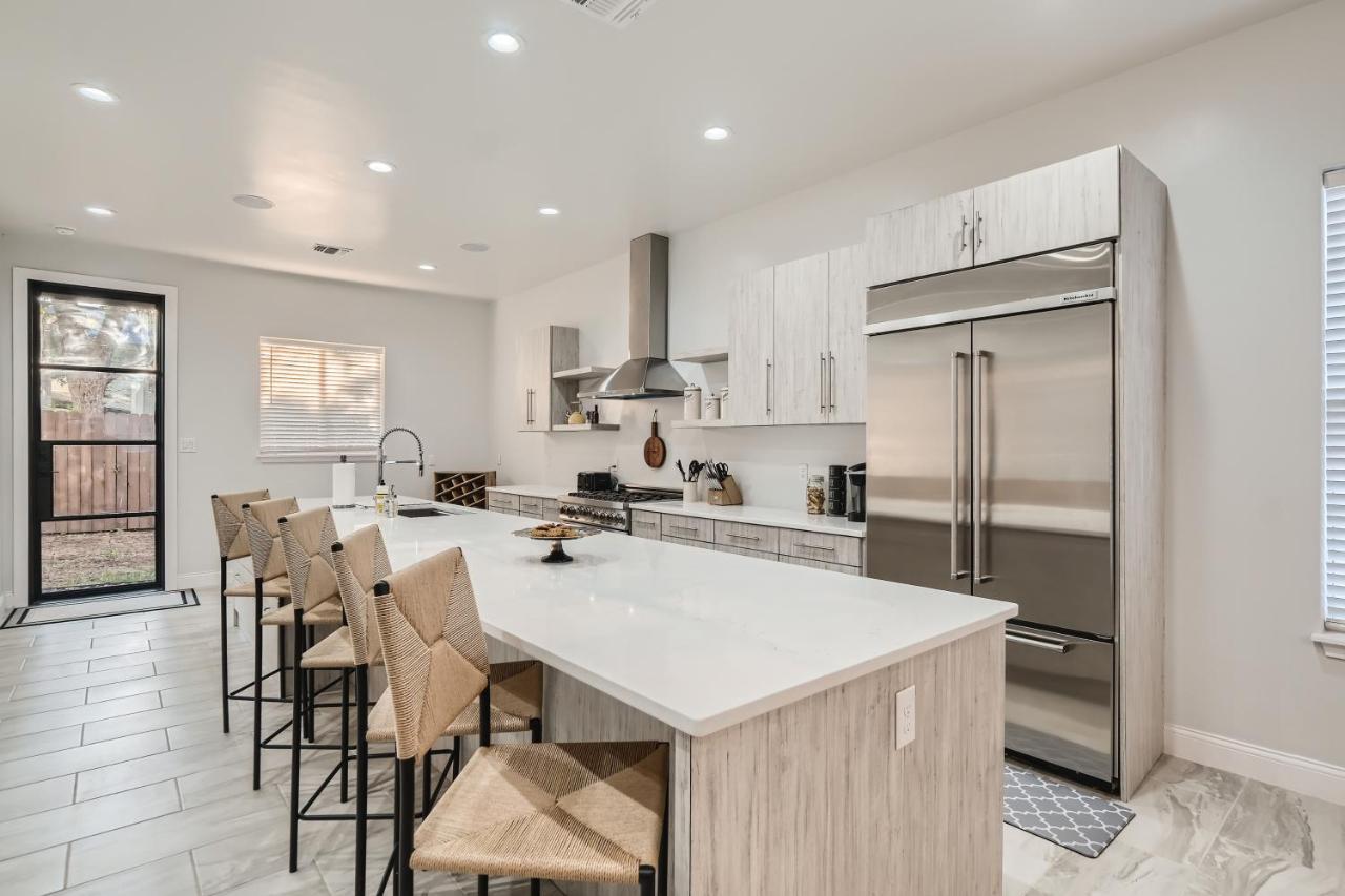Luxury 5 Bdrm Home! Blocks To Dt/Riverwalk/Convention Center! San Antonio Exterior photo