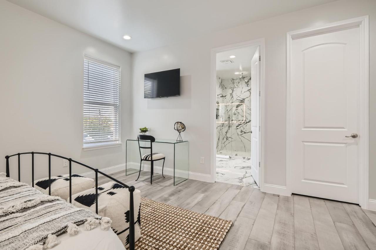 Luxury 5 Bdrm Home! Blocks To Dt/Riverwalk/Convention Center! San Antonio Exterior photo